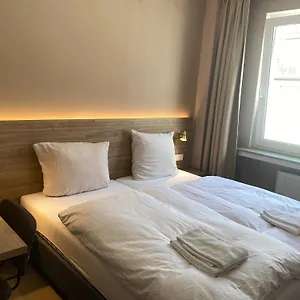 Petite Koenigsallee Self Check-in Düsseldorf